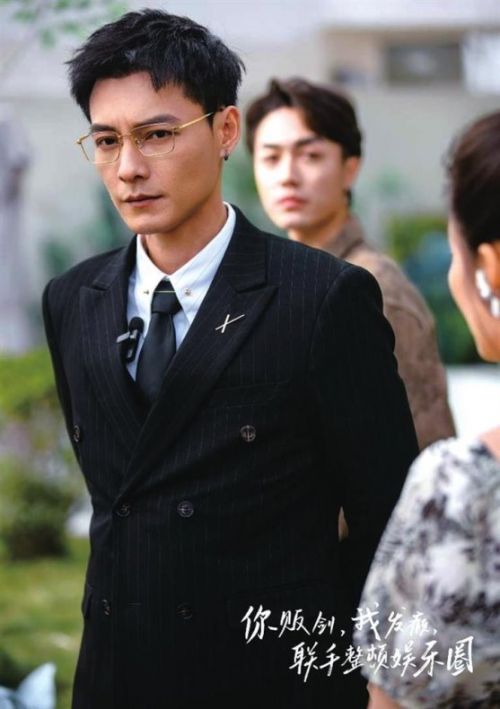 从抗拒“下海”到“霸总”专业户,微短剧演员冯铭潮讲述自己转型的经历与感悟