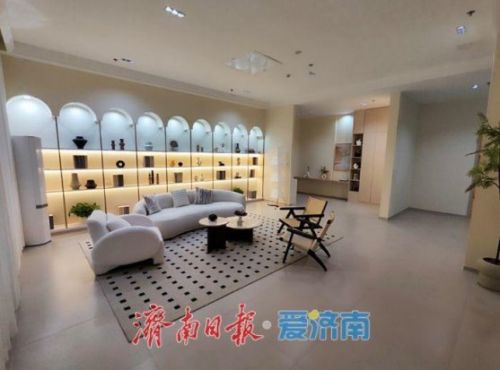 探访济南长清微短剧基地:“一屋一景”让故事“一站拍完”